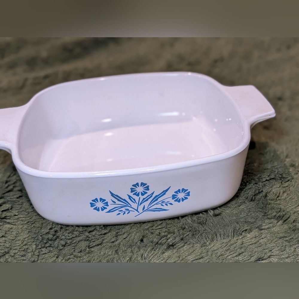 A-1-B Blue Cornflower Corning Ware 1Qt